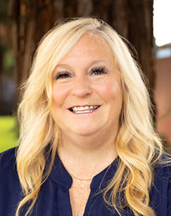 Teri Young, Accounting Manager